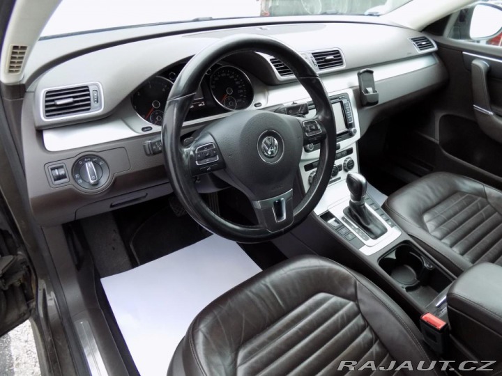 Volkswagen Passat 2.0TDI/Highline/DSG/Bi-Xe 2014