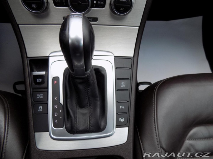 Volkswagen Passat 2.0TDI/Highline/DSG/Bi-Xe 2014