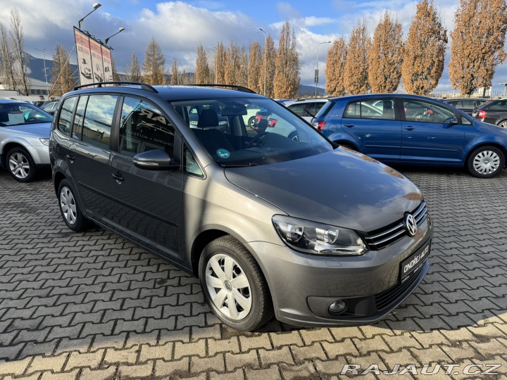 Volkswagen Touran 1,2 TSI 77KW 2 MAJ STK SK 2015
