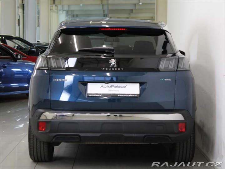 Peugeot 3008 1,6 HYBRID 225k. AKČNÍ CE 2023