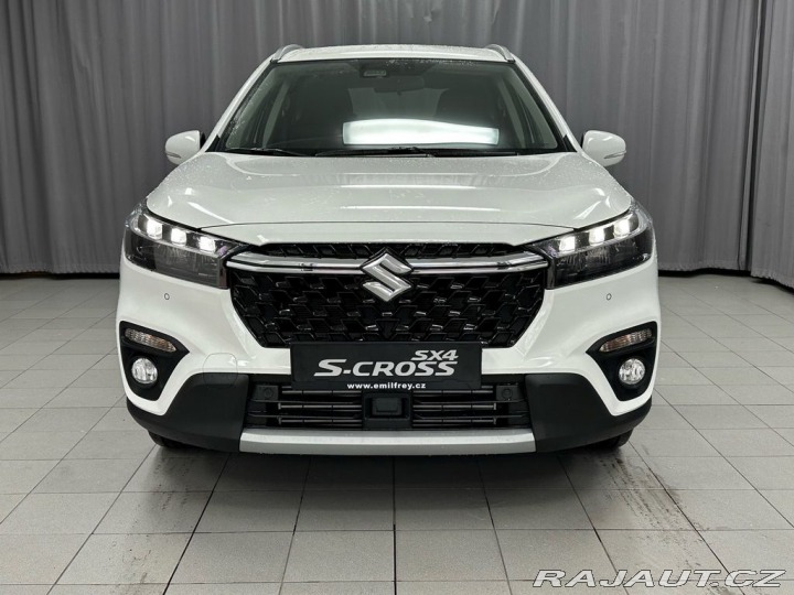 Suzuki S-Cross 1,4 Premium 4x4-vůz ve vý 2025