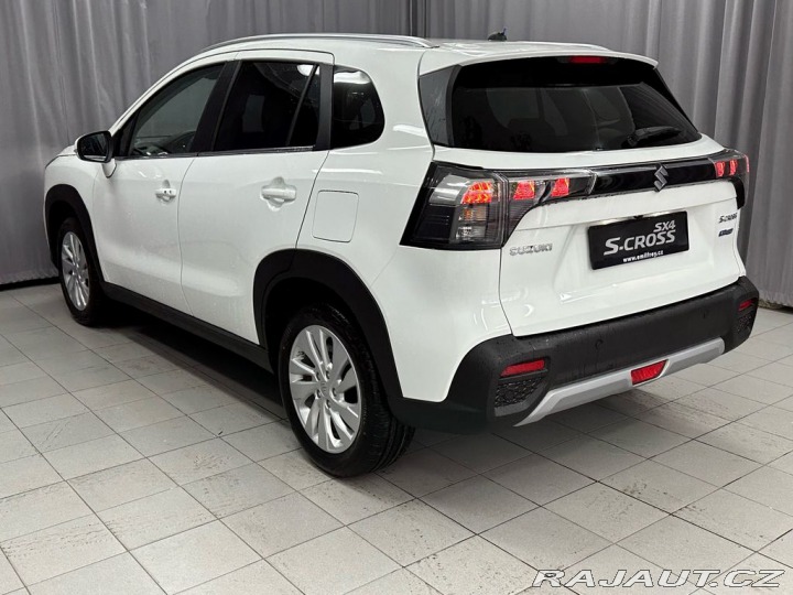 Suzuki S-Cross 1,4 Premium 4x4-vůz ve vý 2025