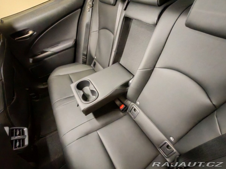 Lexus Ostatní modely UX 300h F Sport Design 2024