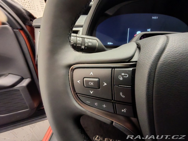 Lexus Ostatní modely UX 300h F Sport Design 2024