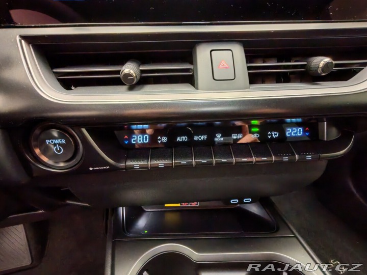 Lexus Ostatní modely UX 300h F Sport Design 2024