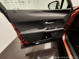 Lexus Ostatní modely UX 300h F Sport Design 2024