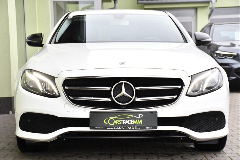 Mercedes-Benz E 220d 4M NEZ.TOP LED TAŽNÉ