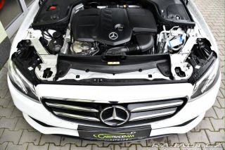 Mercedes-Benz E 220d 4M NEZ.TOP LED TAŽNÉ 2019