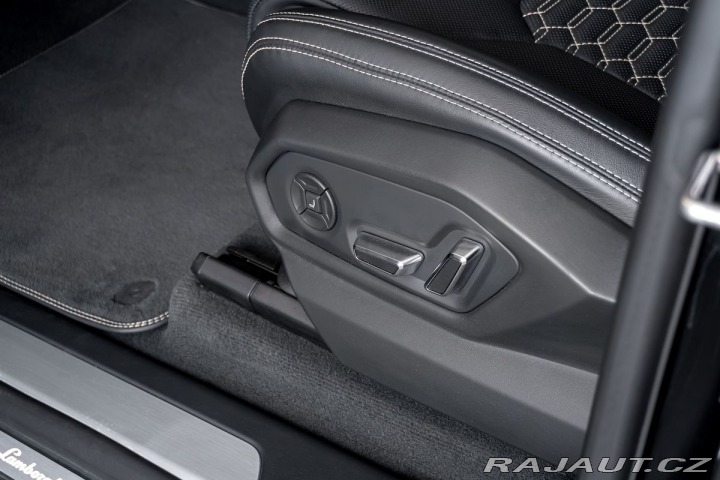 Lamborghini Urus S/Ventilace/Panorama/B&am 1800