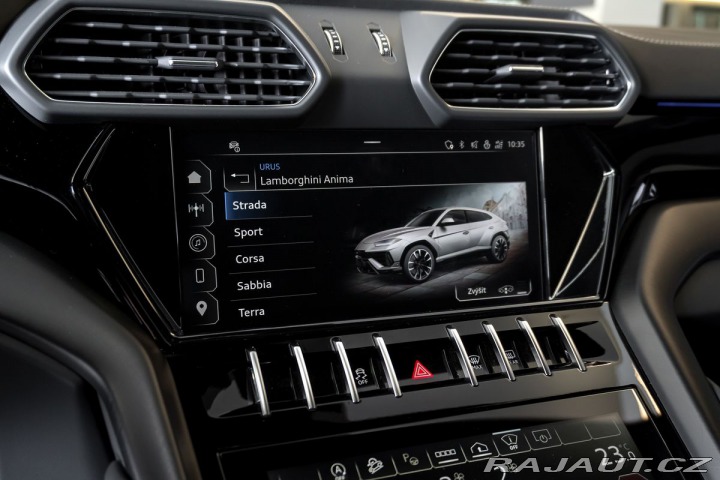 Lamborghini Urus S/Ventilace/Panorama/B&am 1800