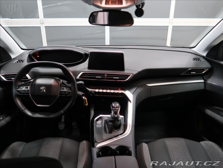 Peugeot 5008 1,2 i ACTIVE PureTech 13 2018