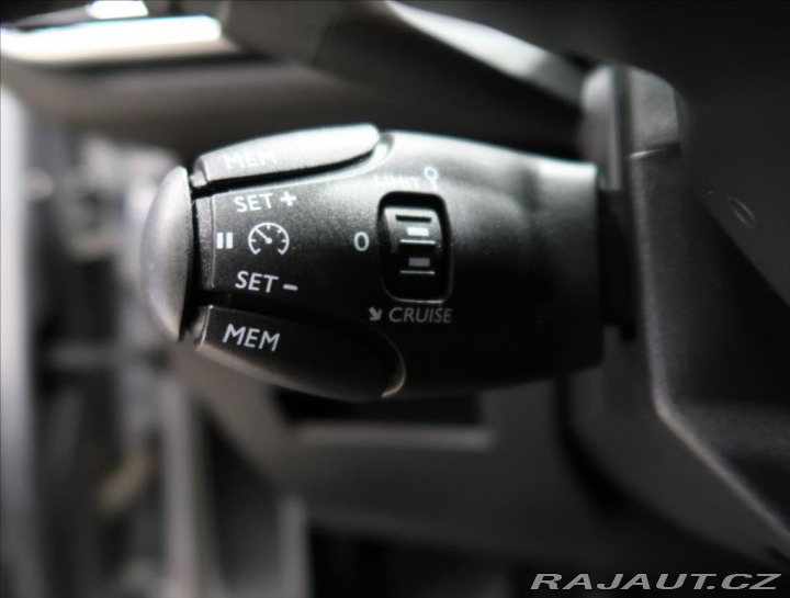 Peugeot 5008 1,2 i ACTIVE PureTech 13 2018