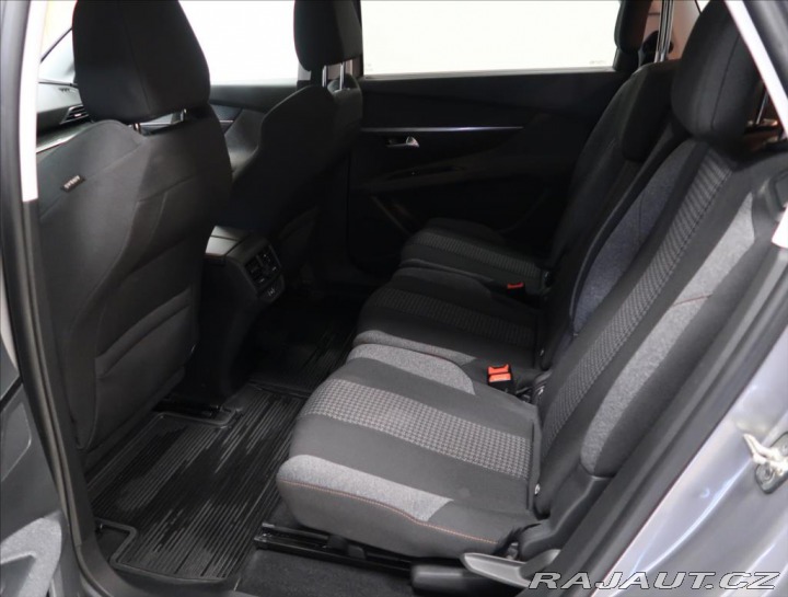 Peugeot 5008 1,2 i ACTIVE PureTech 13 2018