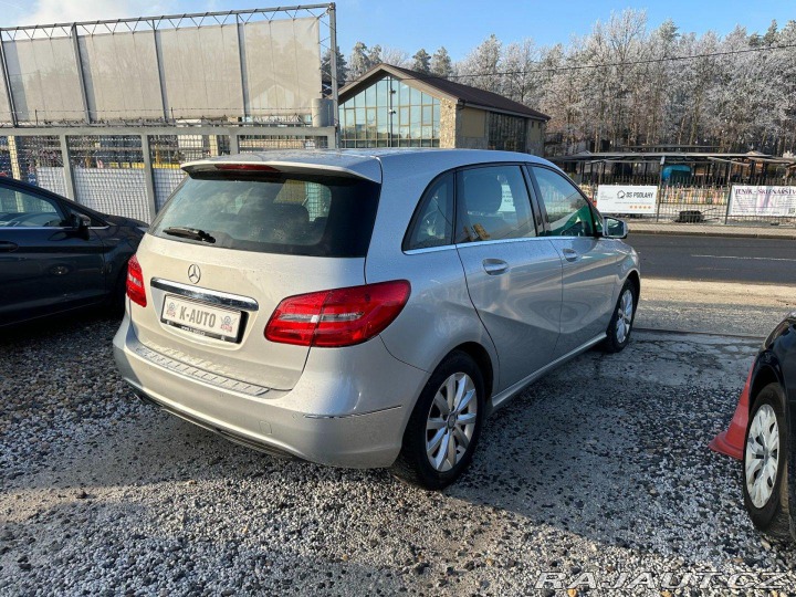 Mercedes-Benz B B 180CDI 80kW *ALU*Tažné* 2012
