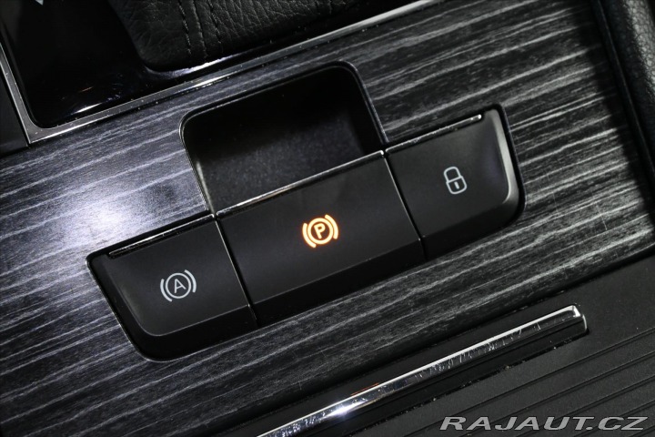 Škoda Superb 2,0 TDi 110kW DSG Style Z 2022