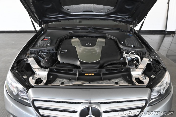 Mercedes-Benz E 3,0 V6 350d 190kW Avantga 2018