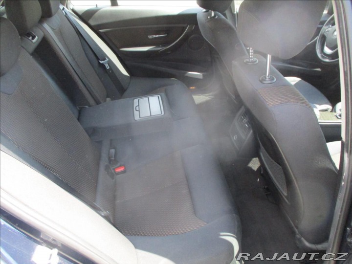 BMW 3 2,0 320d 135kw SportLine 2013