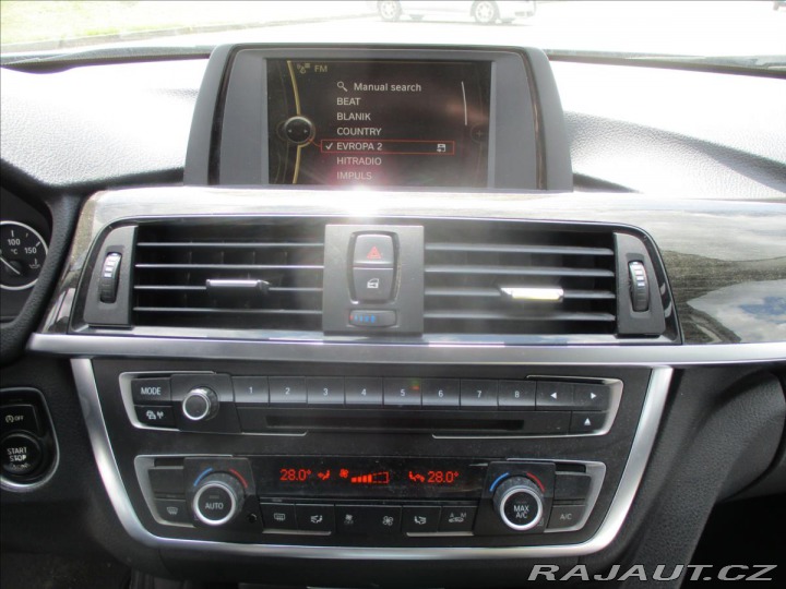 BMW 3 2,0 320d 135kw SportLine 2013