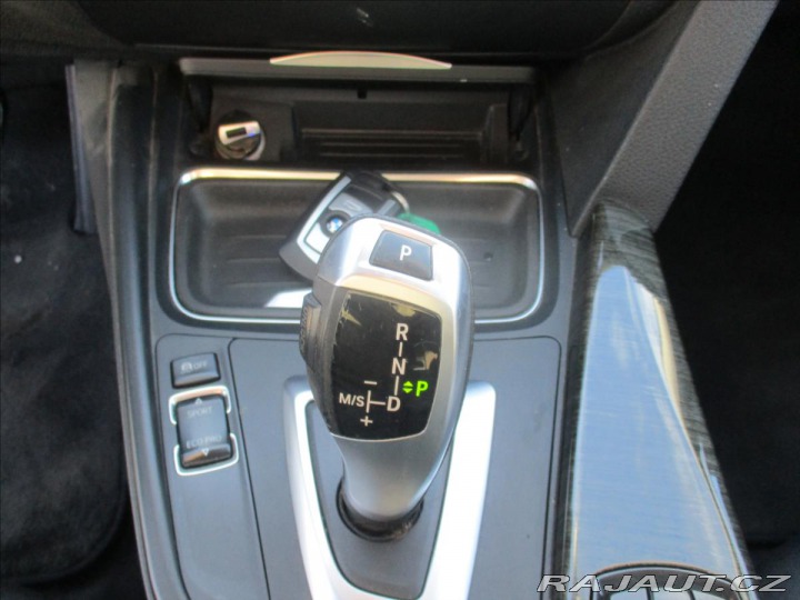 BMW 3 2,0 320d 135kw SportLine 2013