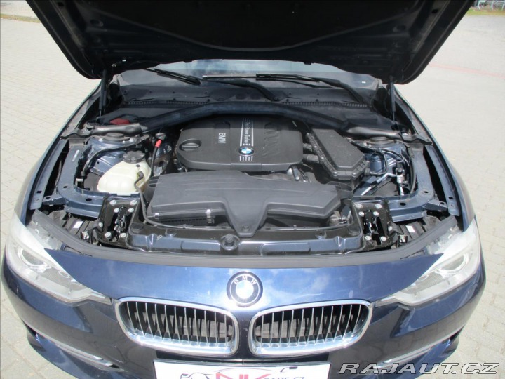 BMW 3 2,0 320d 135kw SportLine 2013