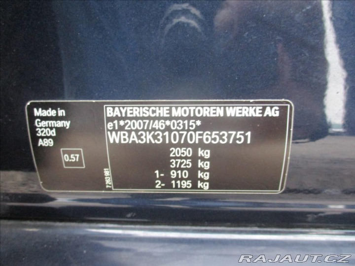 BMW 3 2,0 320d 135kw SportLine 2013