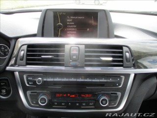 BMW 3 2,0 320d Sport Line Touri 2013