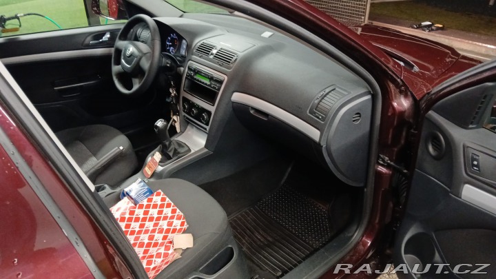 Škoda Octavia Combi 1.8 TSi 160 koní ČR 2010