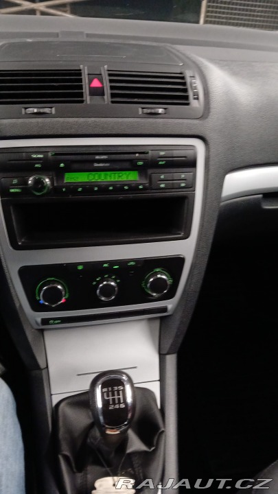 Škoda Octavia Combi 1.8 TSi 160 koní ČR 2010