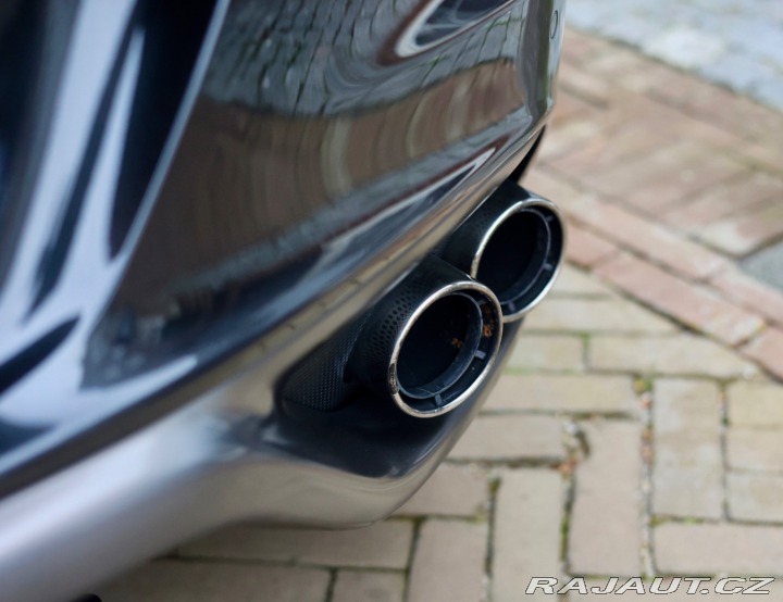 Ferrari FF 6.3 V12 4x4 *V záruke*Zd 2012