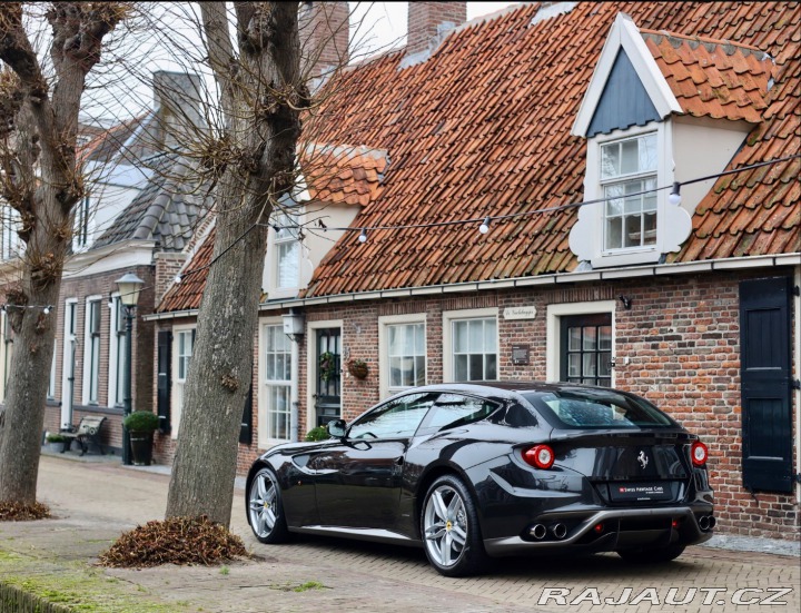 Ferrari FF 6.3 V12 4x4 *V záruke*Zd 2012