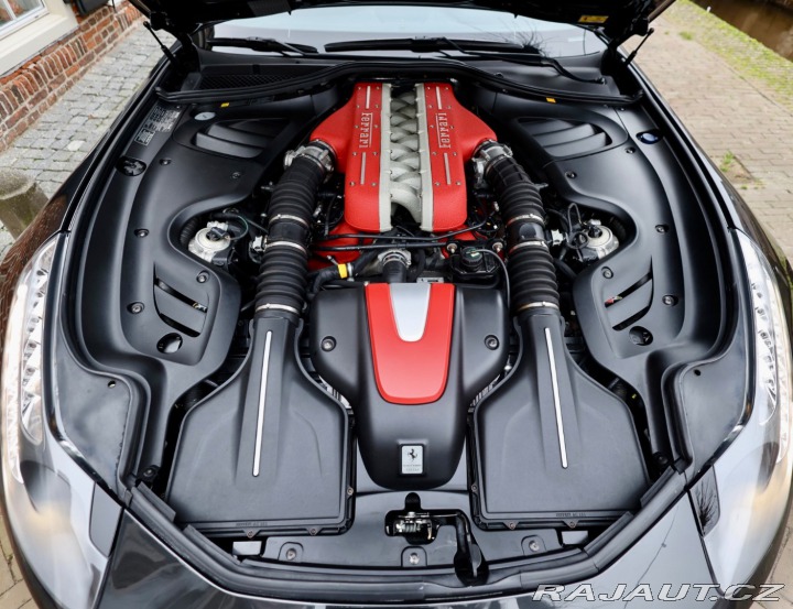 Ferrari FF 6.3 V12 4x4 *V záruke*Zd 2012