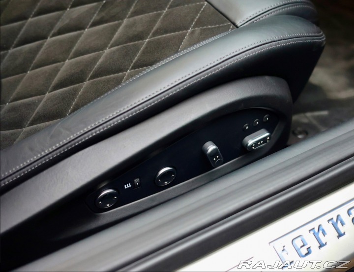 Ferrari FF 6.3 V12 4x4 *V záruke*Zd 2012