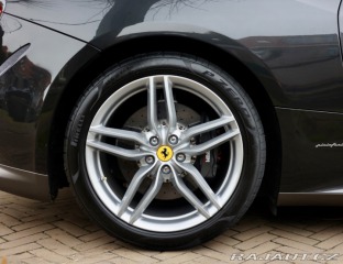 Ferrari FF 6.3 V12 4x4 *V záruke*Zd 2012