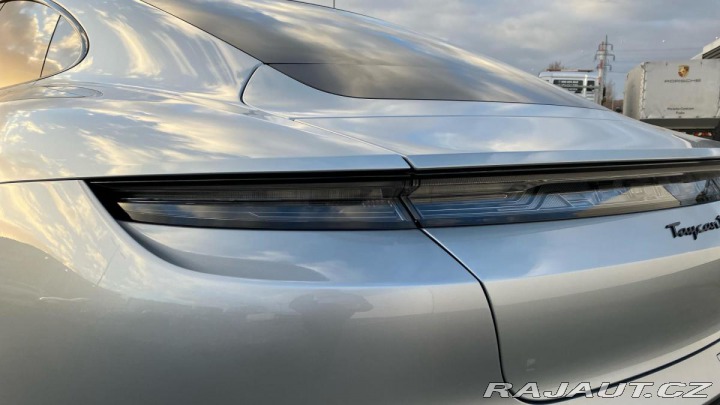Porsche Taycan Turbo S 2022