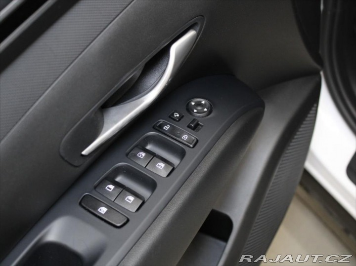 Hyundai Tucson 1,6 T-GDi 110kW MT 9 750 2023