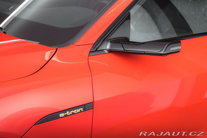 Audi e-tron 55 quattro Advanced 2020