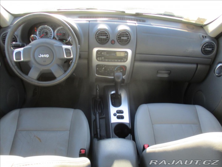 Jeep Cherokee 2,8 CRD Sport 120kw Autom 2006