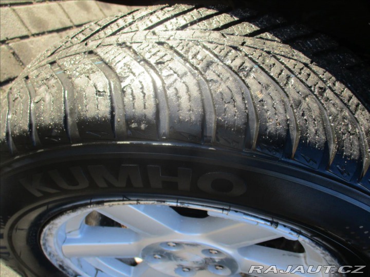 Jeep Cherokee 2,8 CRD Sport 120kw Autom 2006