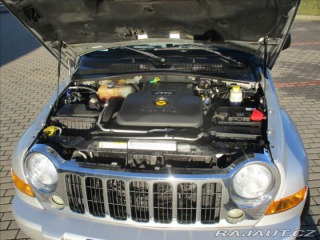 Jeep Cherokee 2,8 CRD Sport 120kw Autom 2006