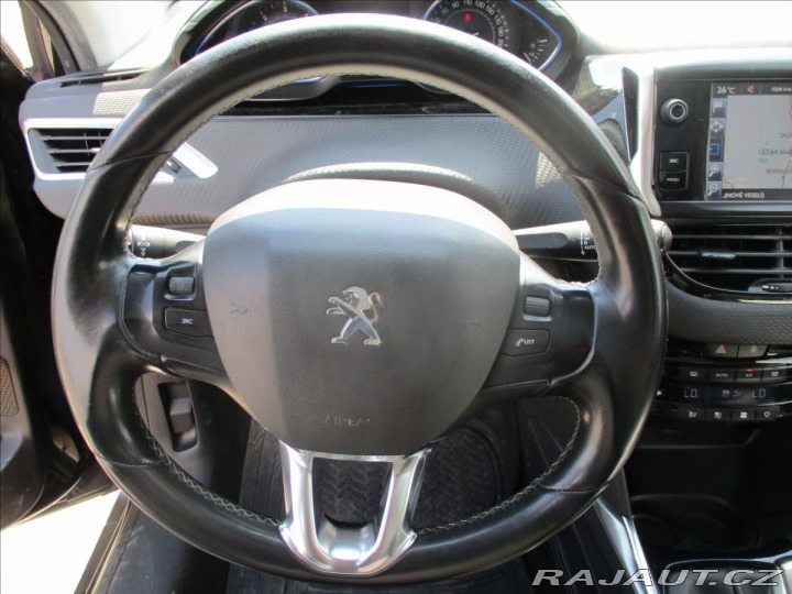 Peugeot 2008 1,6 e-HDI 92k ALLURE Pano 2014