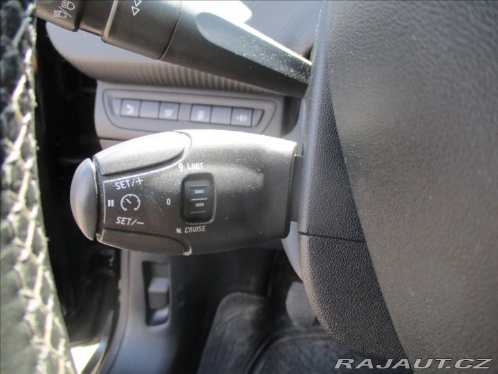 Peugeot 2008 1,6 e-HDI 92k ALLURE Pano 2014