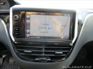 Peugeot 2008 1,6 e-HDI 92k ALLURE Pano 2014
