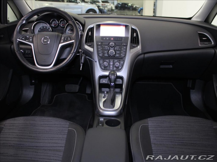 Opel Astra 1,6 Turbo 125kW AT 1.maji 2015