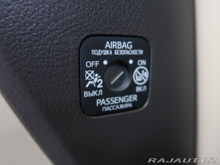 Toyota Land Cruiser 2.8D4D,CZ,4x4,AT 2019