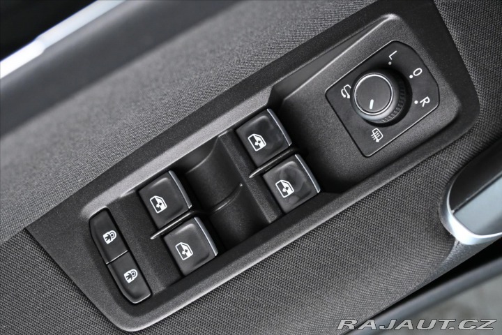 Volkswagen Touran 1,6 TDI 85 kW HIGHLINE 7/ 2019