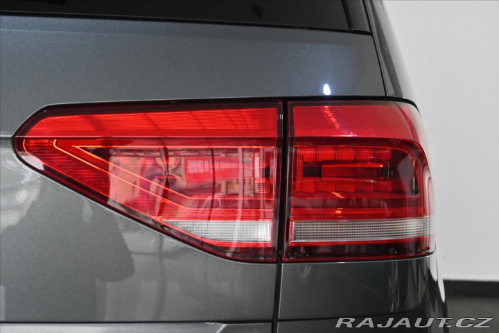 Volkswagen Touran 1,6 TDI 85 kW HIGHLINE 7/ 2019