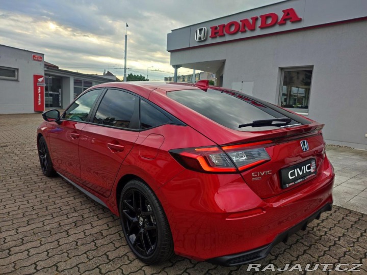 Honda Civic 2.0 e:HEV SPORT skladem 2025