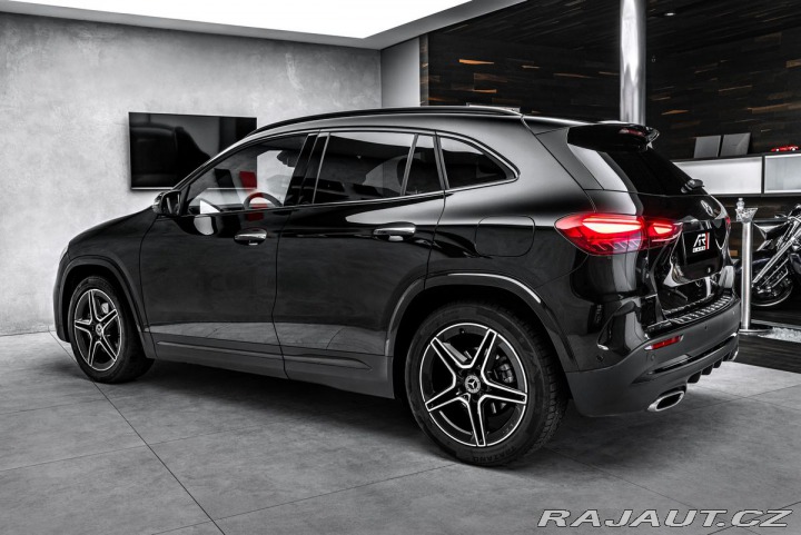 Mercedes-Benz GLA d 4Matic AMG, ZÁRUKA, CZ 2024