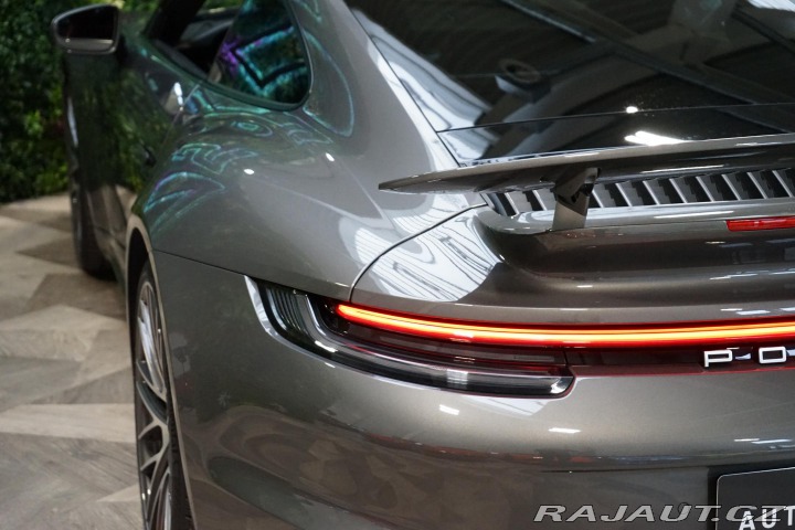 Porsche 911 992 Turbo Matrix Bose Zár 2022