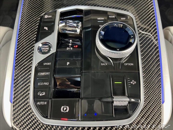 BMW X7 M60i INDIVIDUAL, SKY LOUN 2023